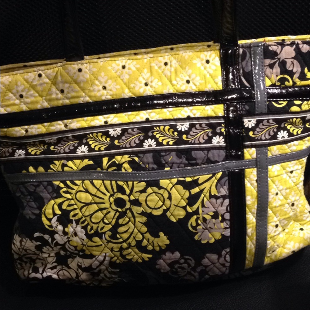 Vera Bradley Zipper Tote